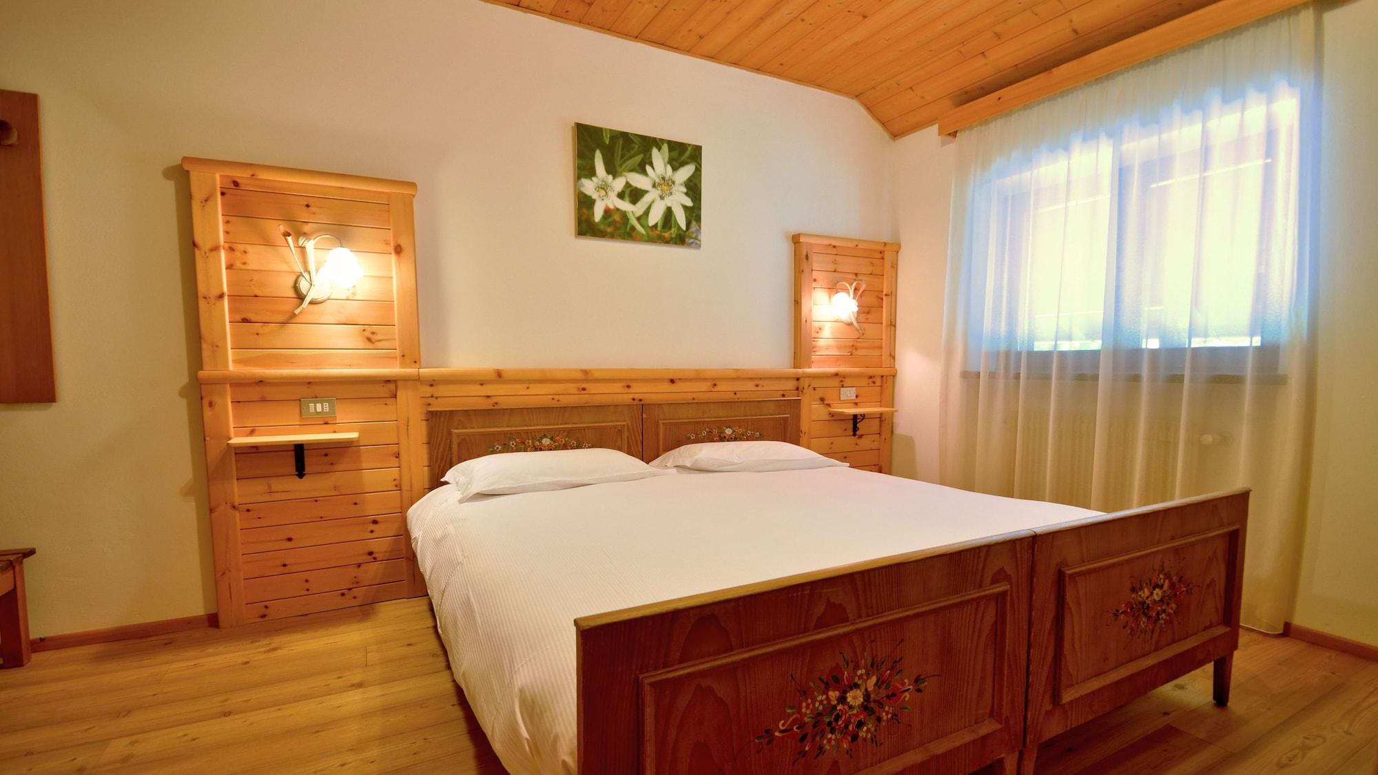 Hotel Garni Edy Даяно Экстерьер фото