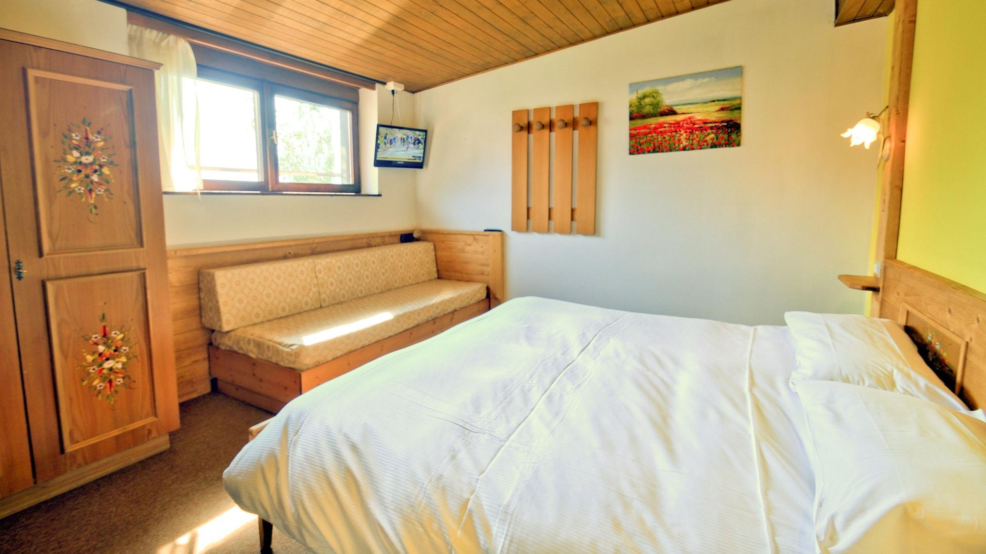 Hotel Garni Edy Даяно Экстерьер фото
