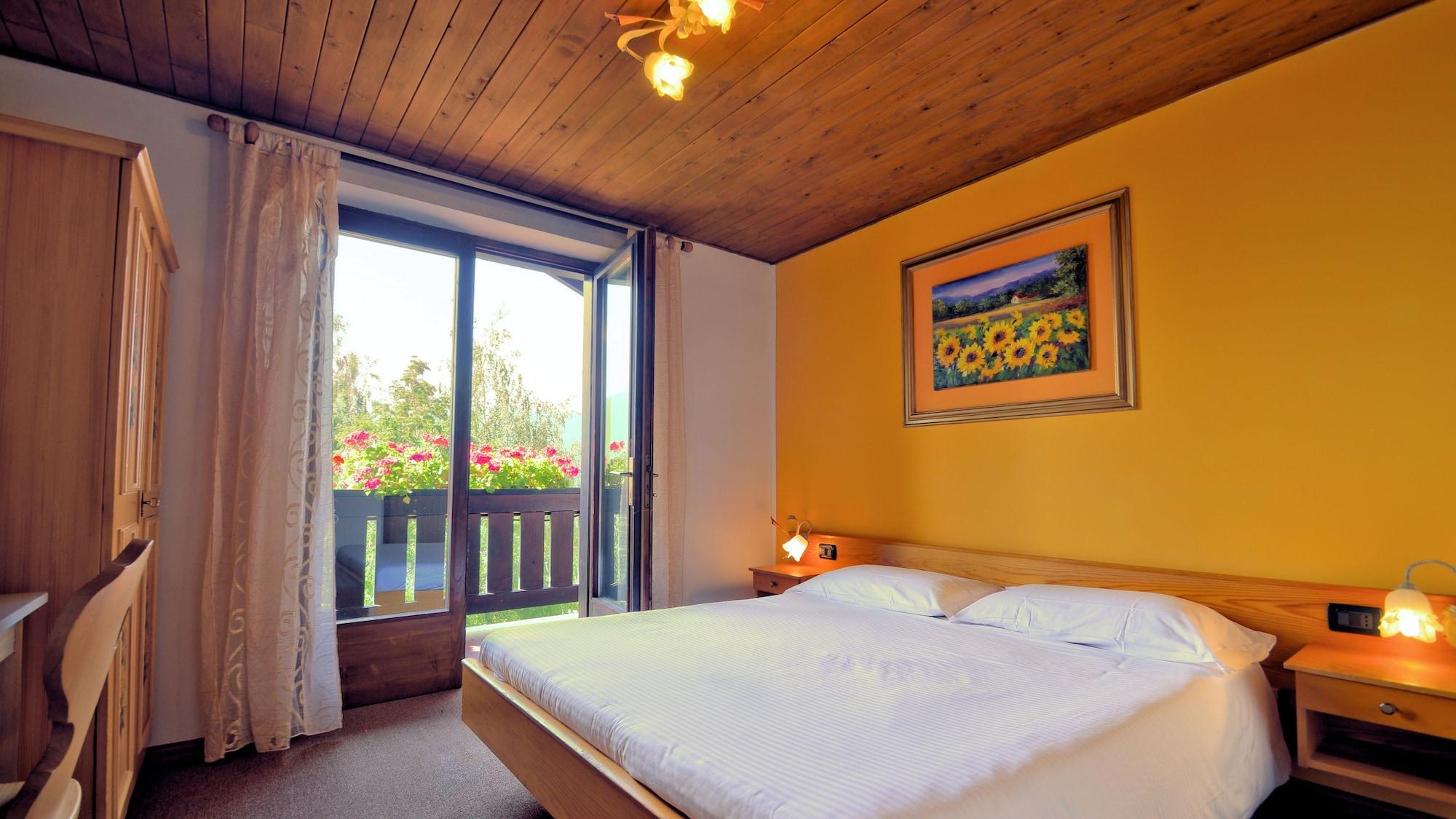 Hotel Garni Edy Даяно Экстерьер фото