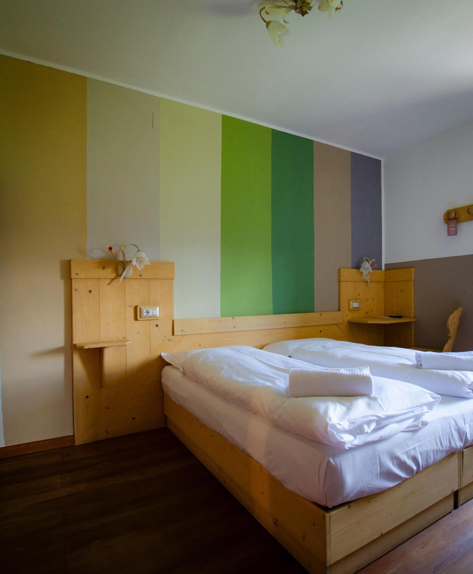 Hotel Garni Edy Даяно Экстерьер фото