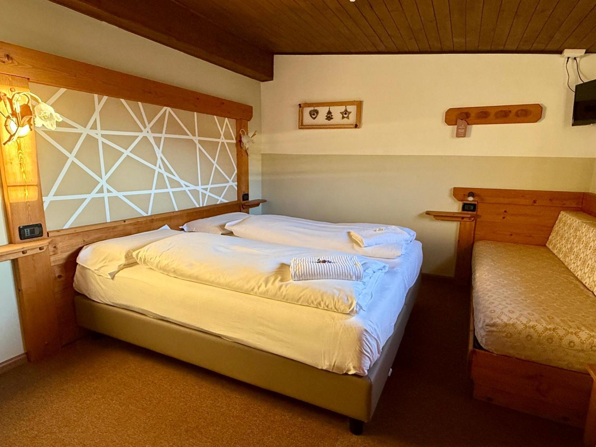 Hotel Garni Edy Даяно Экстерьер фото