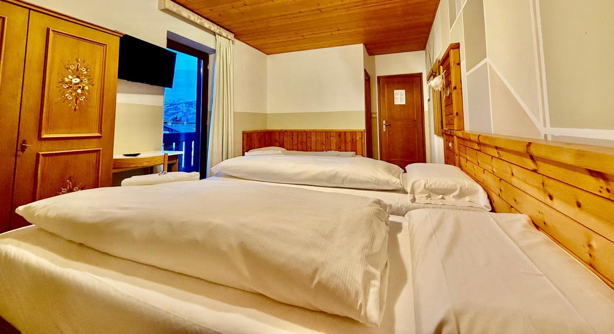 Hotel Garni Edy Даяно Экстерьер фото