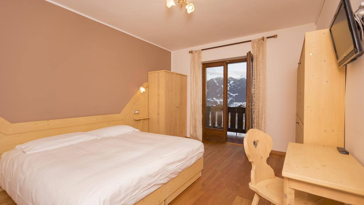Hotel Garni Edy Даяно Экстерьер фото